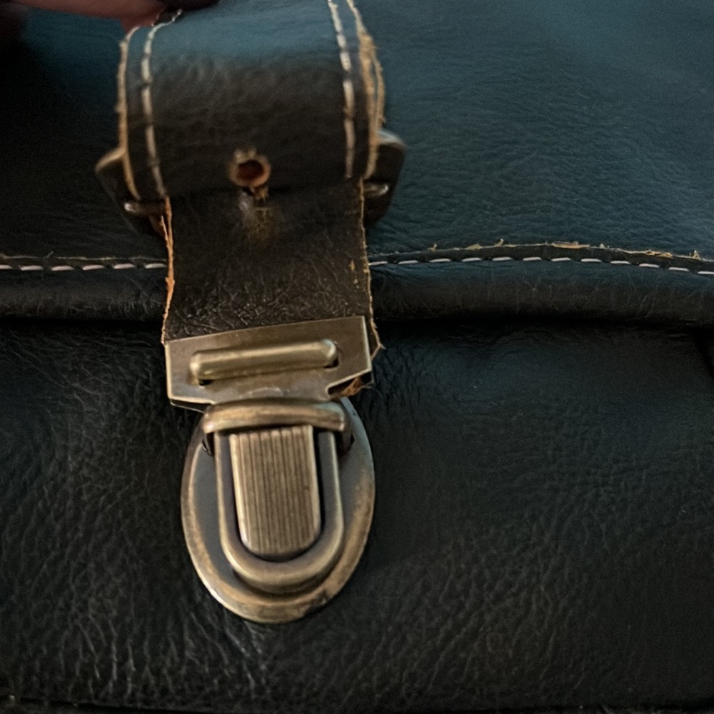 Briefcase - Picture 4 of 4